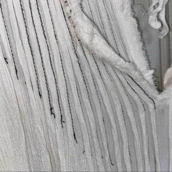 Ciel USA Boho Gauzy Tucks Tunic - Picture 2 of 8